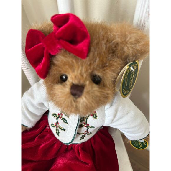 Bearington Bears collection “Scarlet Songbird” Musical Plays “o Holy Night” RARE - Picture 5 of 9